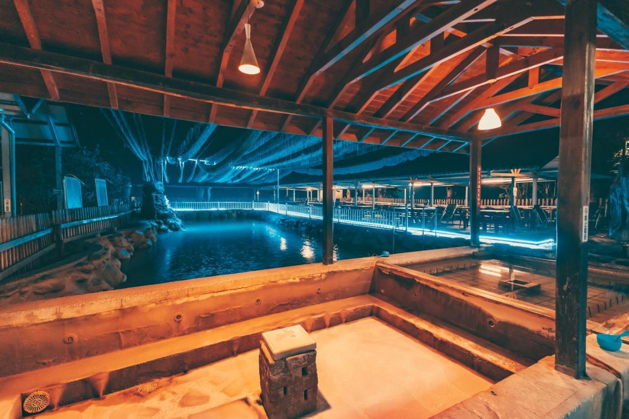 Cdr Hotspring Resort Liugui Bagian luar foto