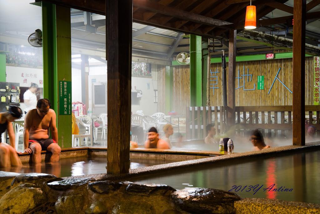 Cdr Hotspring Resort Liugui Bagian luar foto